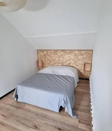 Du Apartment