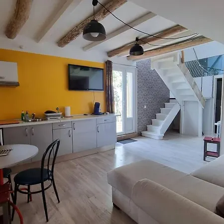Apartment Du *